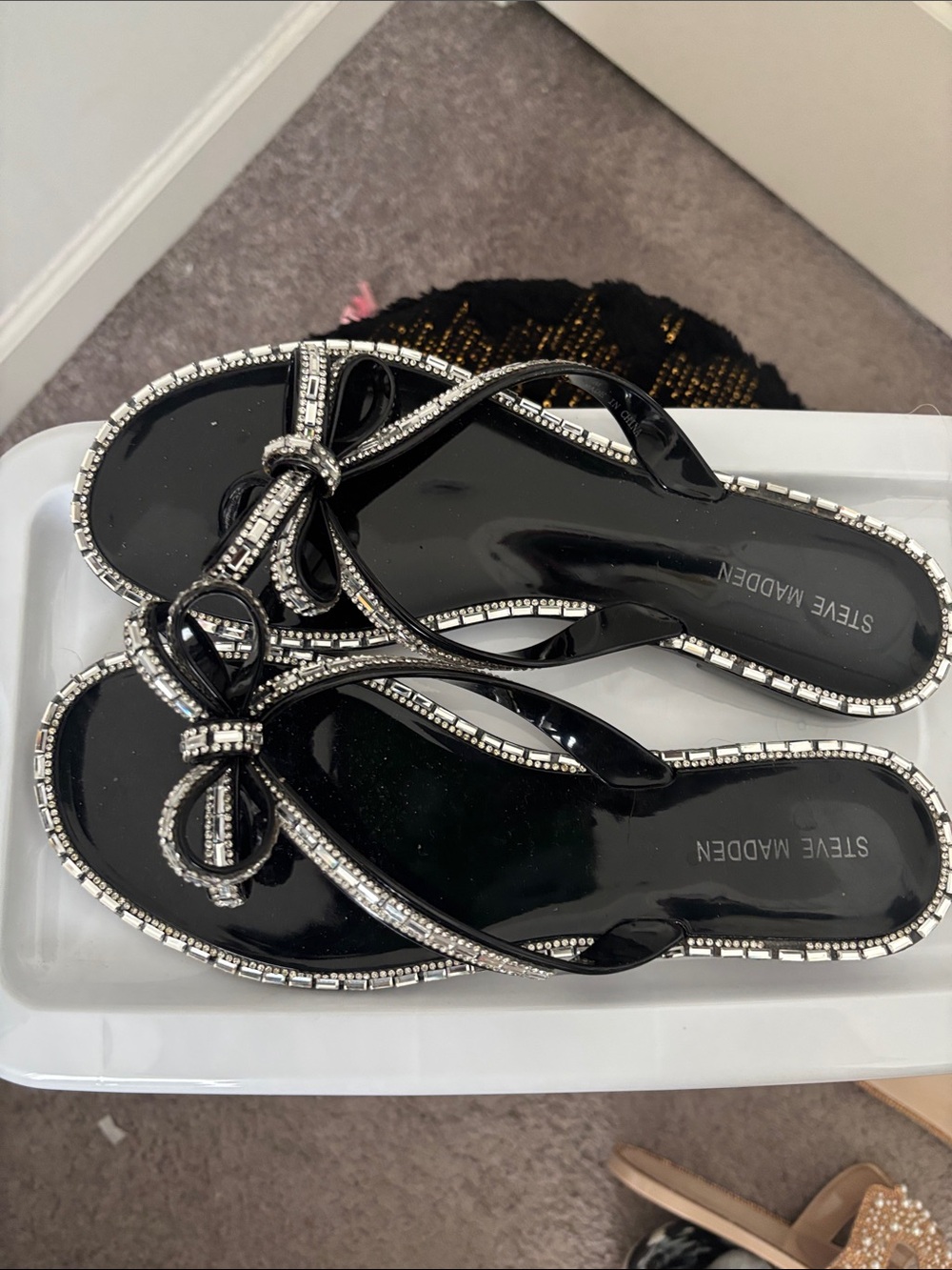 Steve Madden Black Jeweled Bow Thong Sandals